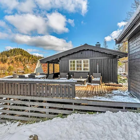 Awesome In W/ 3 Bedrooms Holiday home